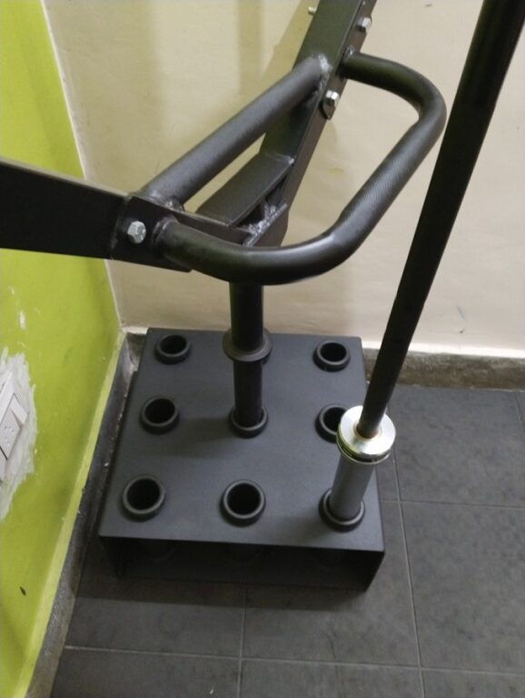 vertical barbell rack for gym